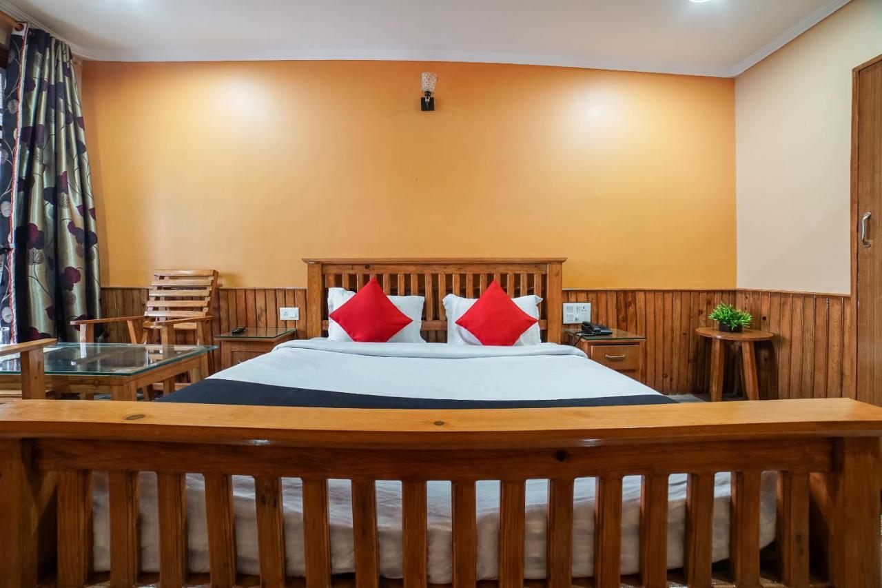 Capital O 47240 Hotel Blossom Resort Kausani Exterior foto