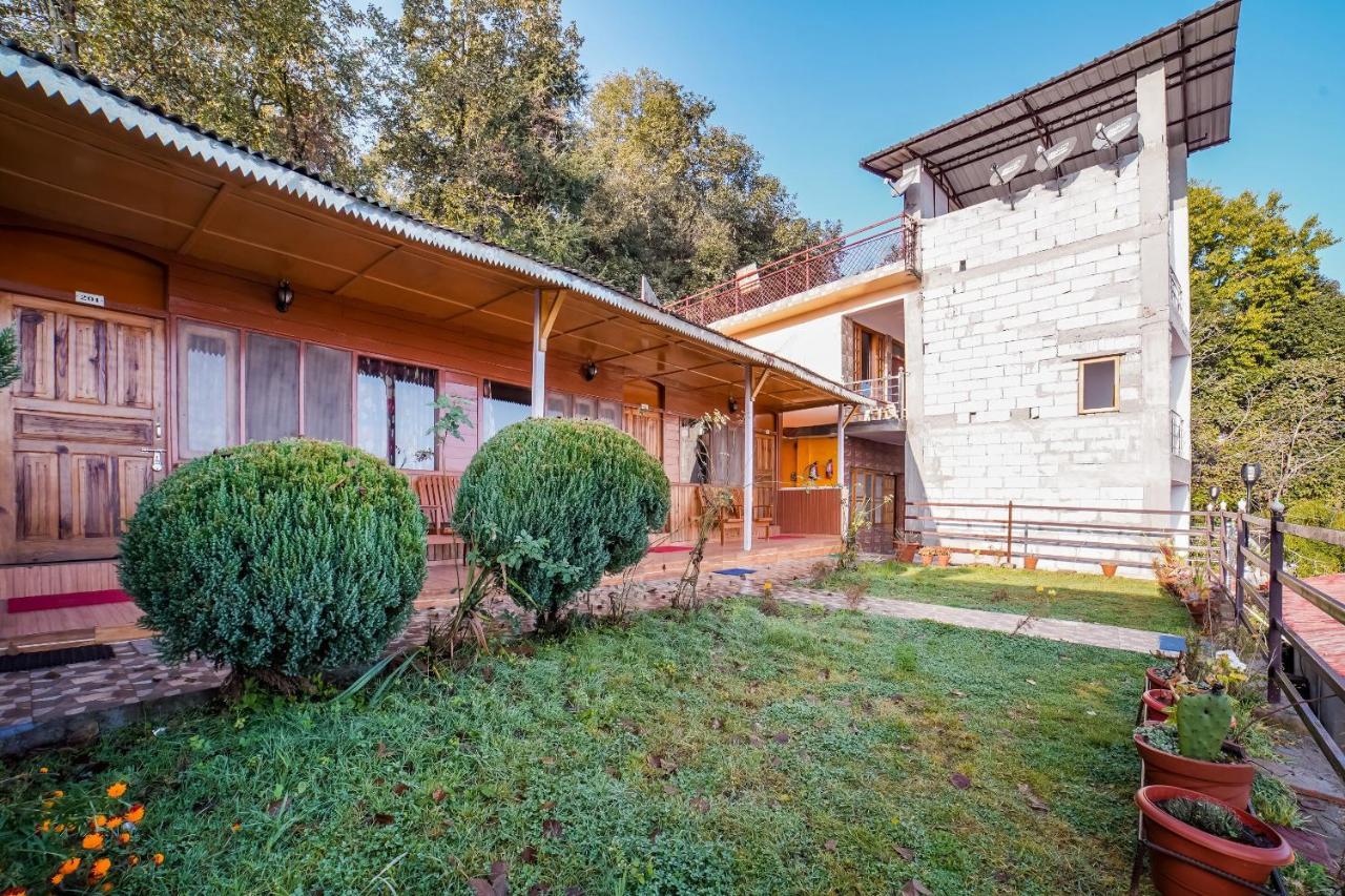 Capital O 47240 Hotel Blossom Resort Kausani Exterior foto
